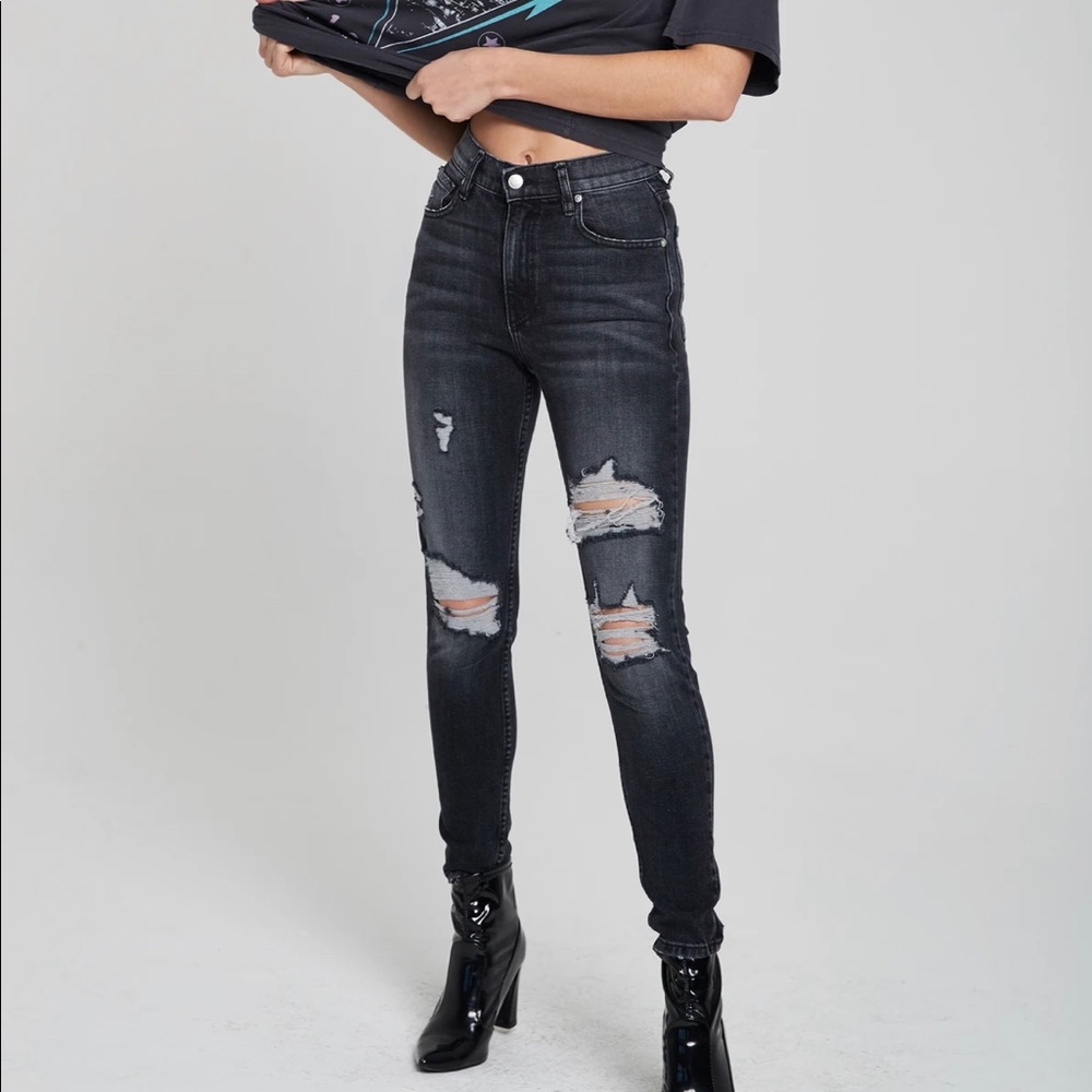 Ribbed Black Jeans